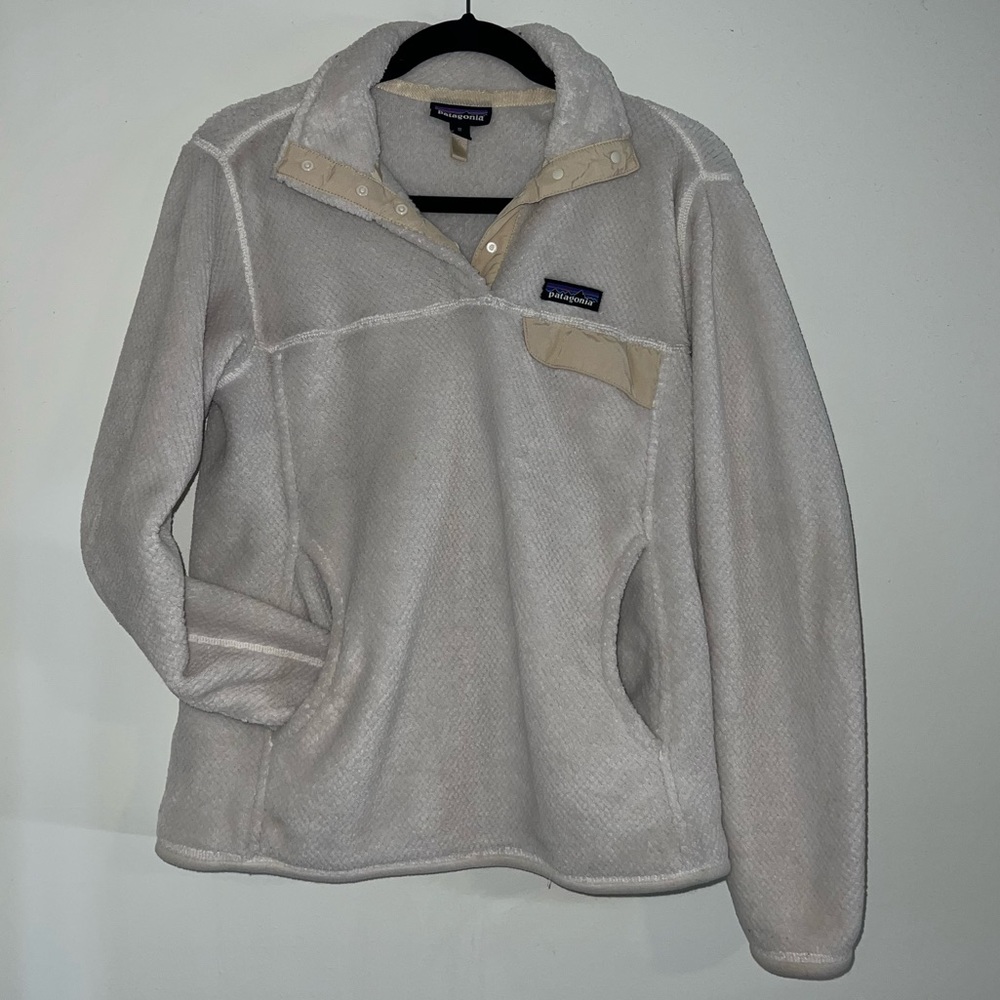 Patagonia fleece pullover